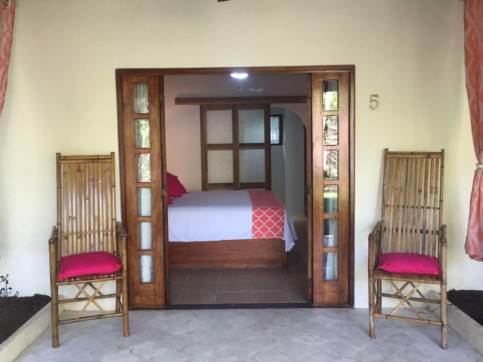 Magellan Boutique Hotel Cahuita Exterior foto